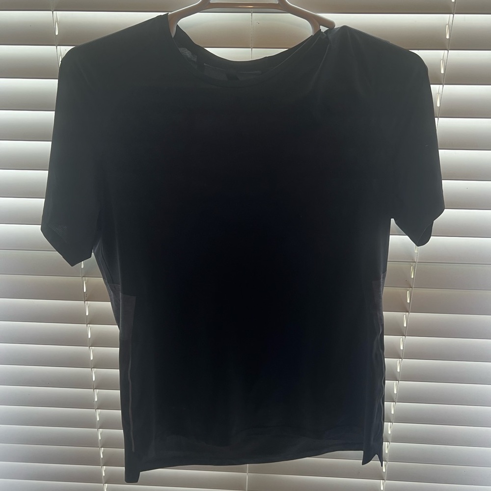 LuluLemon Black Athletic Shirt